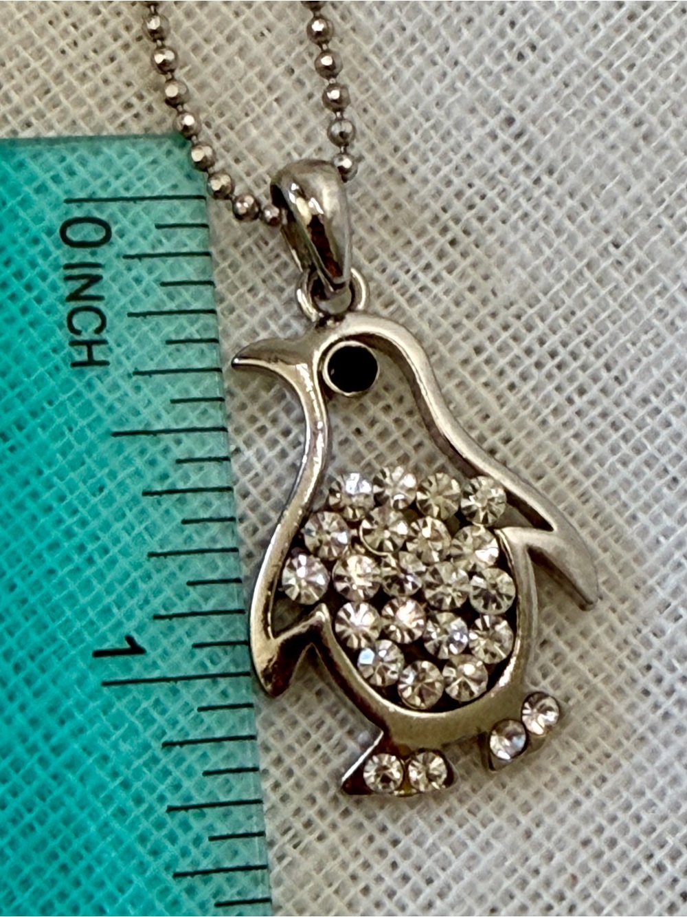 Penguin Crystal Silver Toned Necklace w Pendant Necklace 16" Ball Chain - Picture 5 of 8